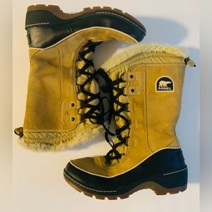 Sorel US 8 Genuine tan Leather think insulated winter boots excellent condition
